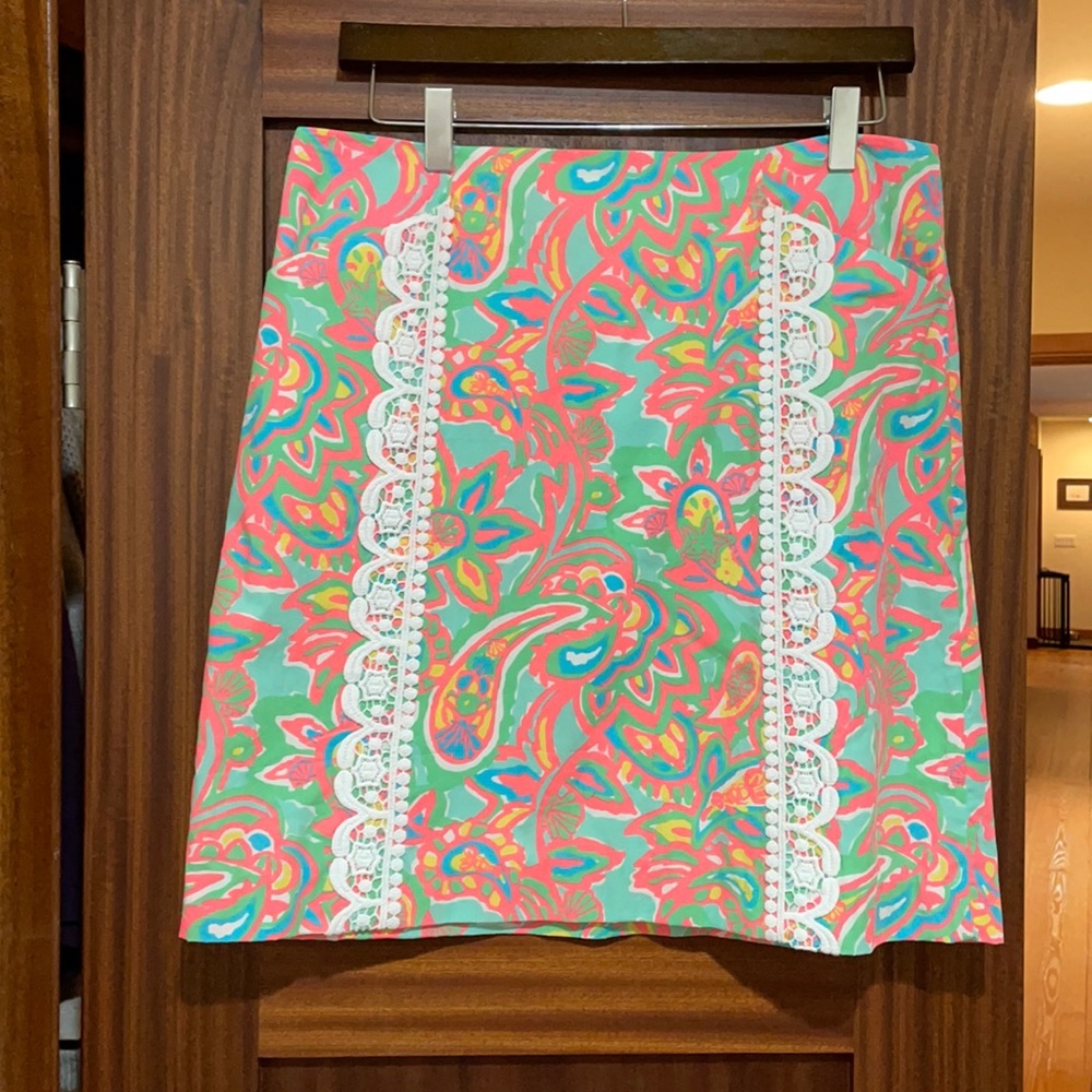 Lilly skirt size 8
